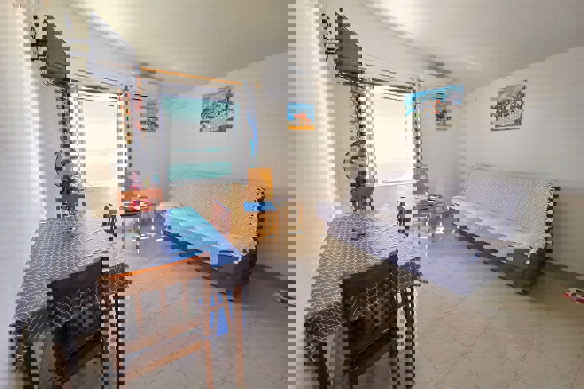 Casa ristrutturata con vista mare