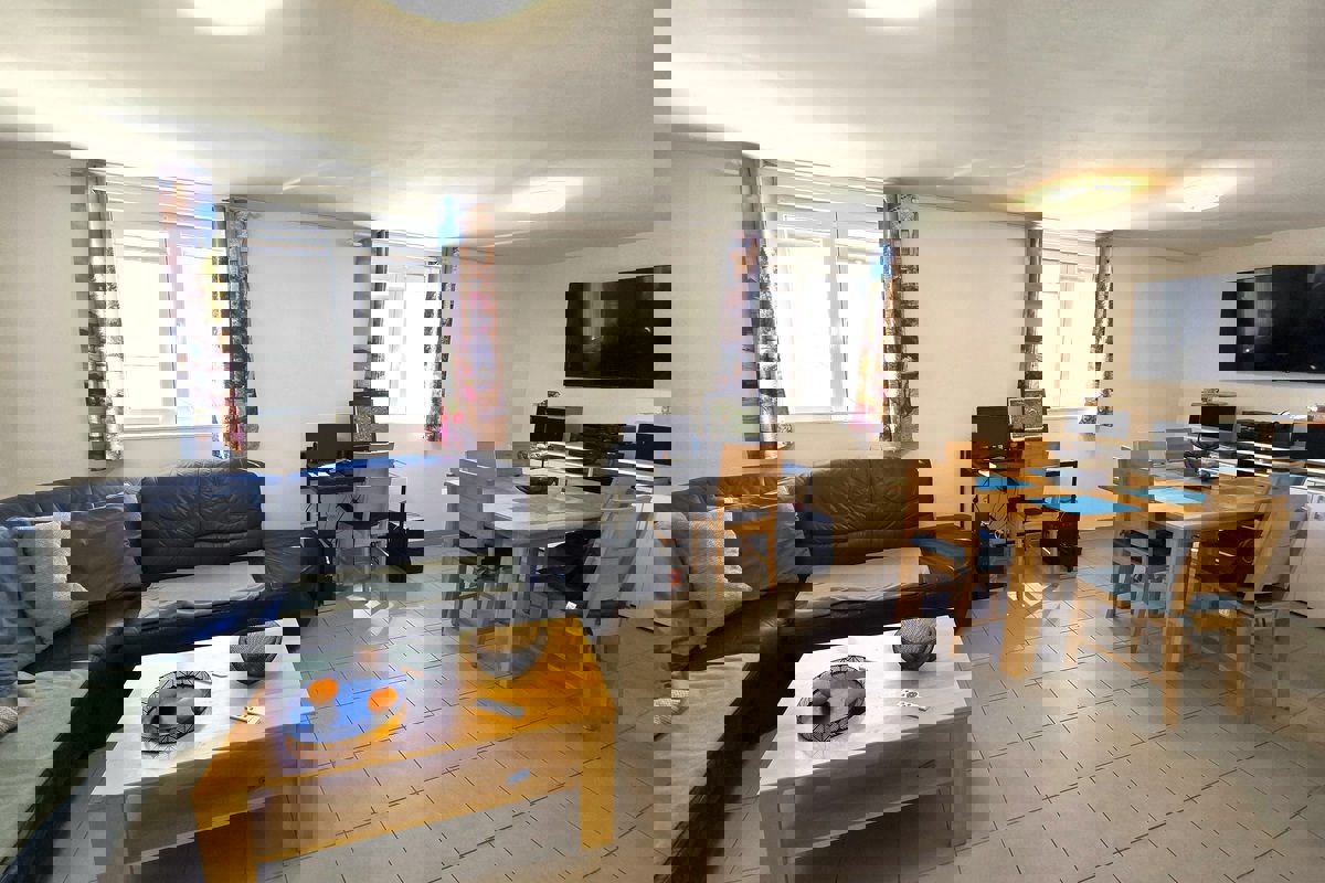 Casa ristrutturata con vista mare