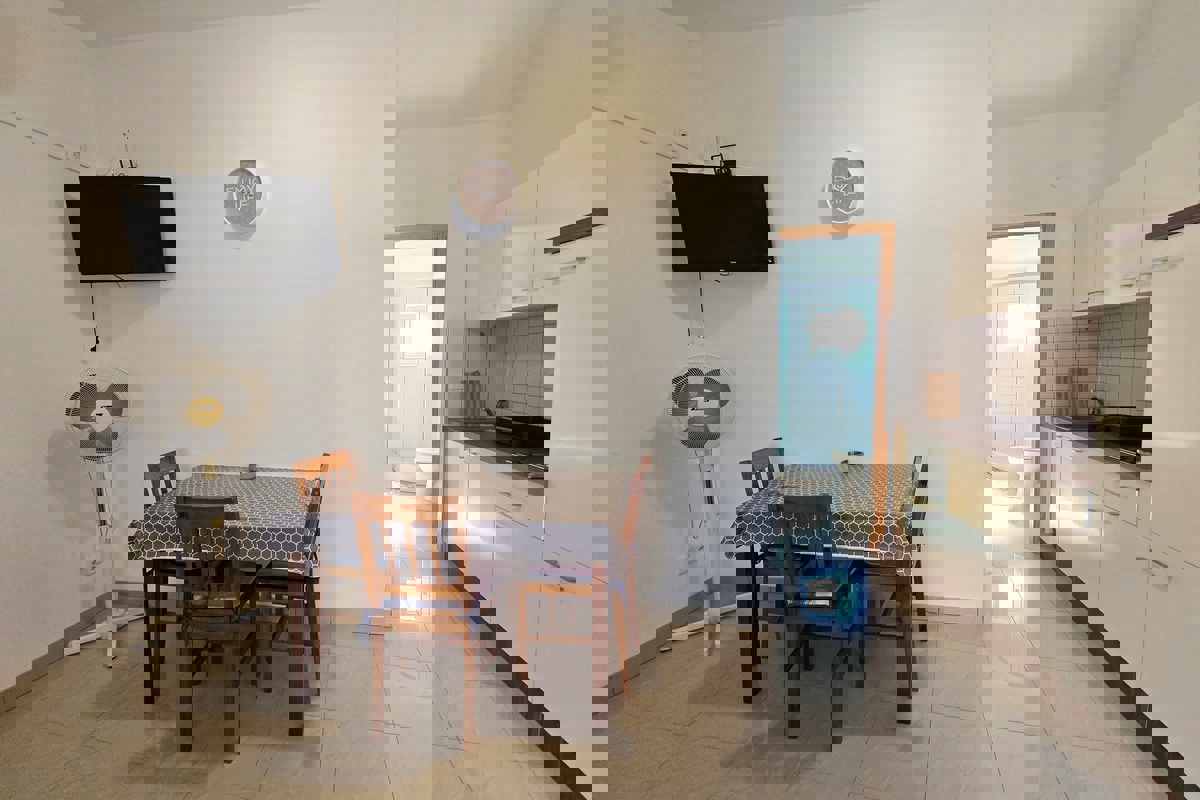 Casa ristrutturata con vista mare