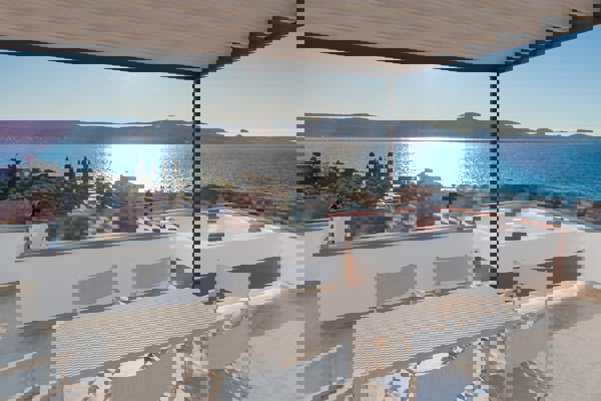 Appartamento duplex con due camere da letto in un nuovo edificio