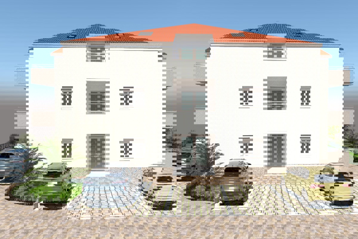 Moderno appartamento in un nuovo edificio con vista mare