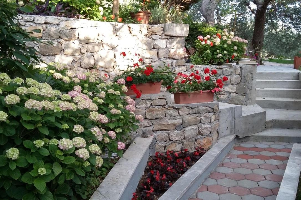 Palazzina con vista mare