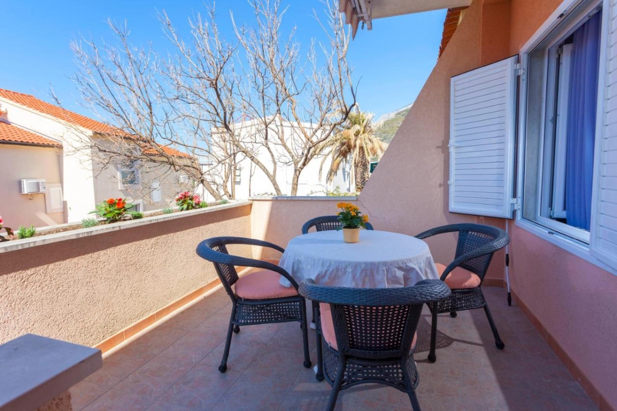 Palazzina con vista mare