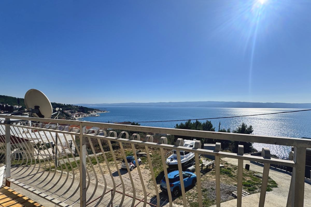 Casa al grezzo con vista mare