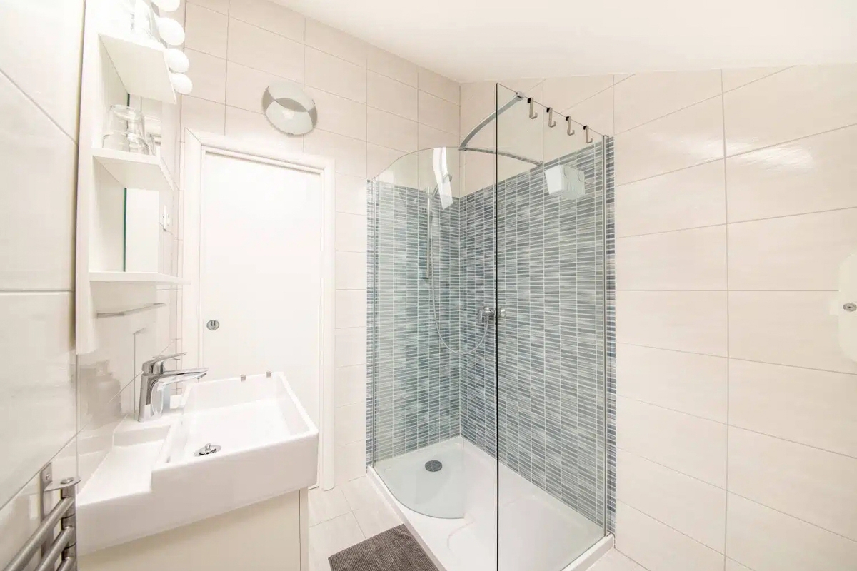 Villa con 4 unità e vista mare