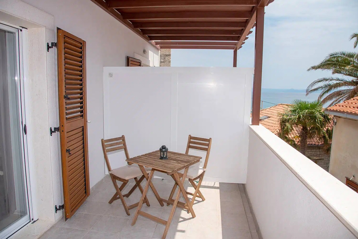 Villa con 4 unità e vista mare