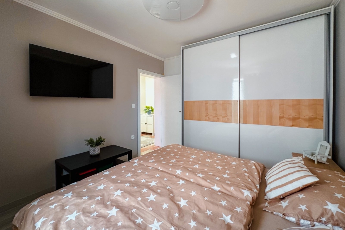 Appartamento con parcheggio in zona tranquilla