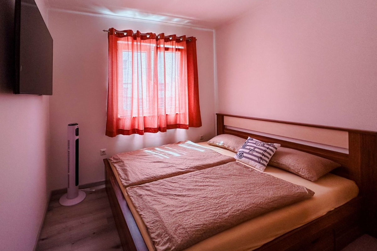 Appartamento con parcheggio in zona tranquilla