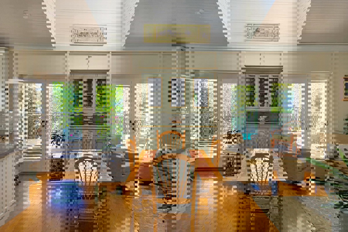 Lussuosa villa mediterranea con piscina