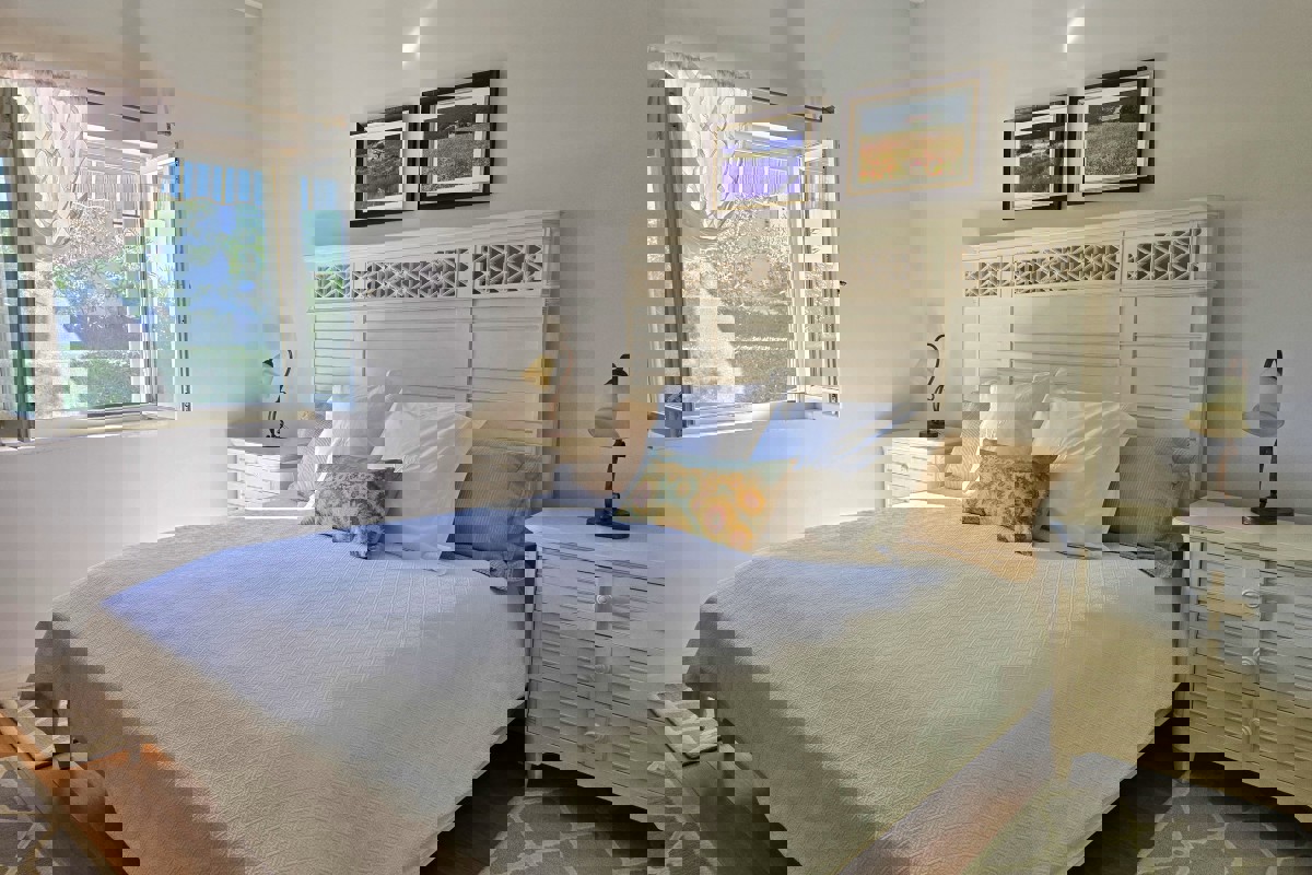 Lussuosa villa mediterranea con piscina