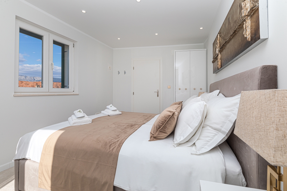 Moderno appartamento con due camere da letto in centro città