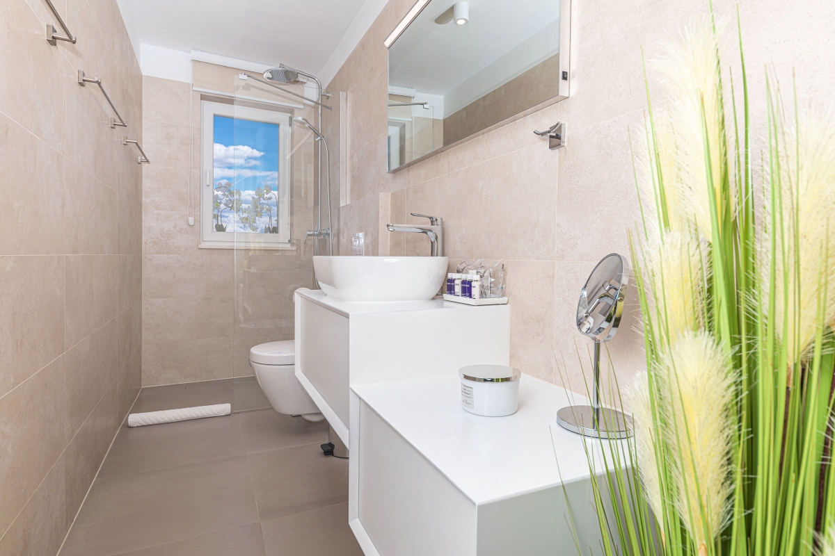 Moderno appartamento con due camere da letto in centro città