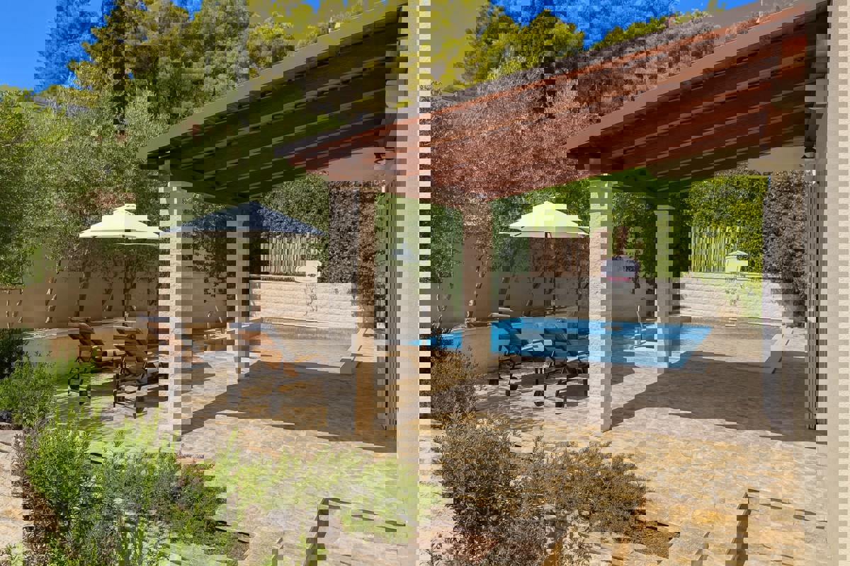 Casa mediterranea con piscina e cantina - vicino al mare