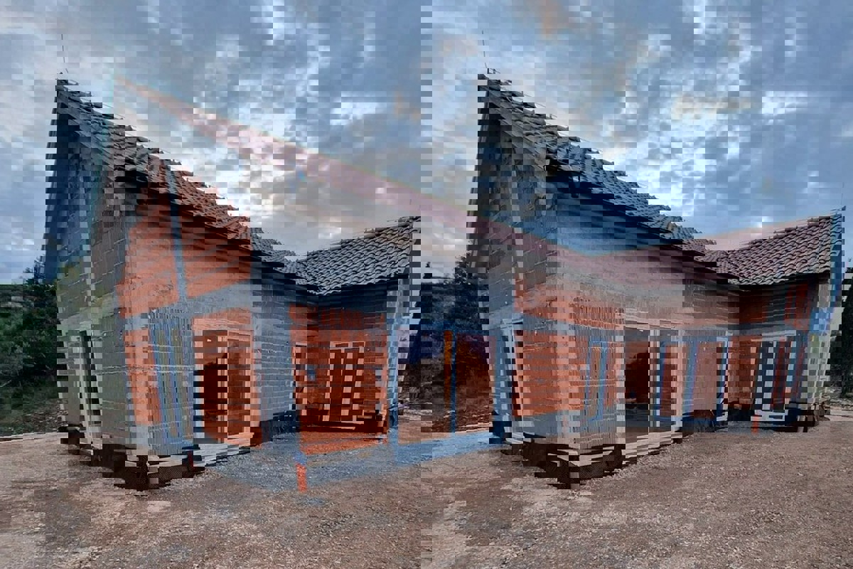 Casa di nuova costruzione a un piano