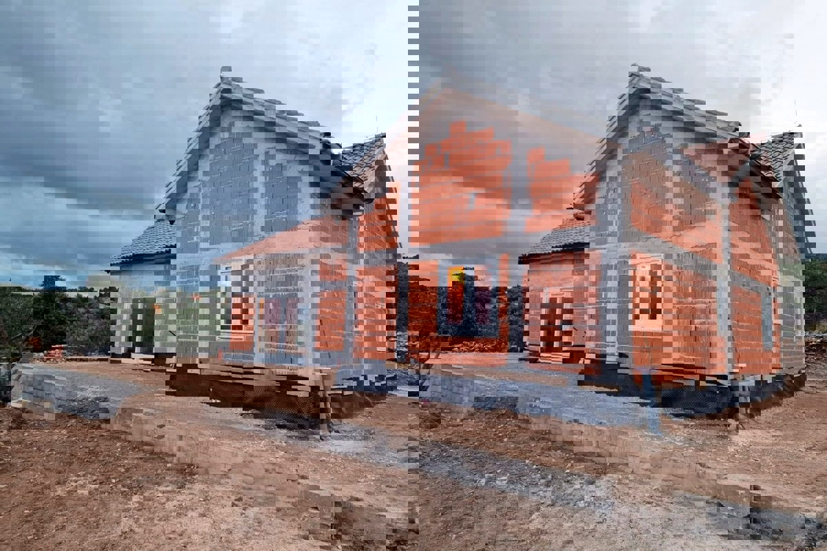 Casa di nuova costruzione a un piano