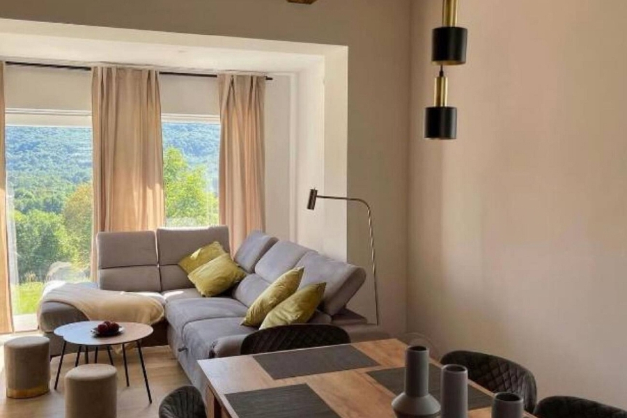 Affascinante casa indipendente immersa nella natura