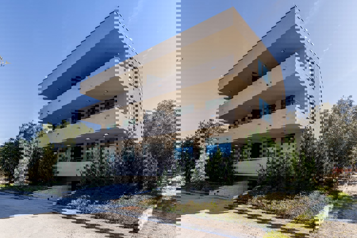 Appartamento in prima fila sul mare