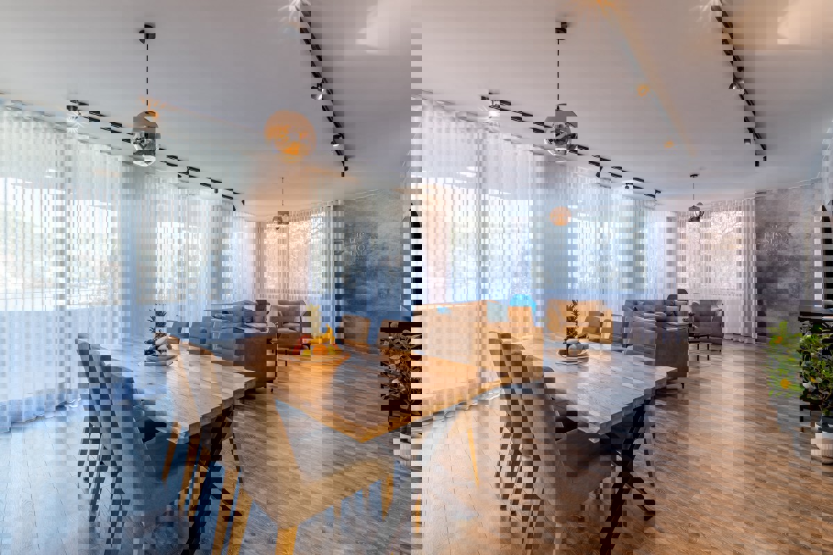 Appartamento in prima fila sul mare