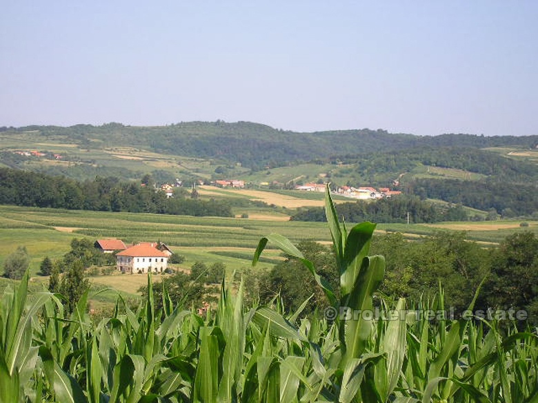 Casa in una posizione tranquilla, in vendita