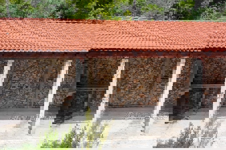 Casa indipendente in riva al mare, in vendita