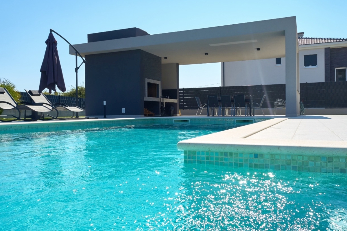 Villa di recente costruzione con piscina