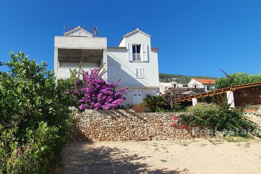 Palazzina con vista mare