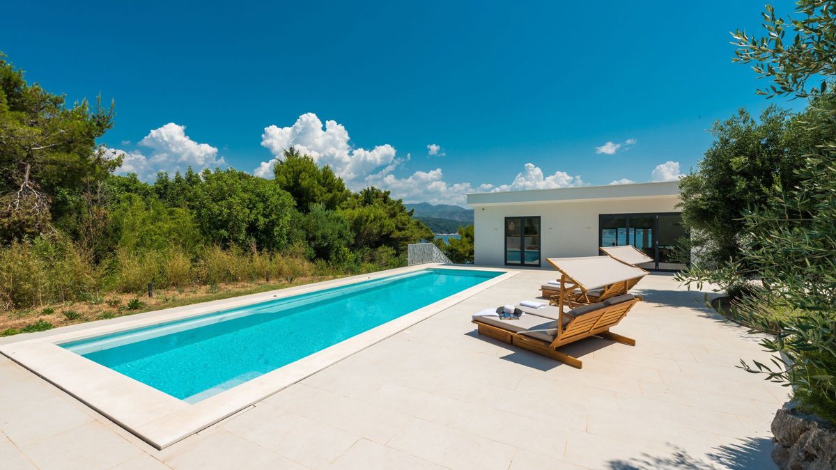 Villa di lusso unica, prima fila sul mare
