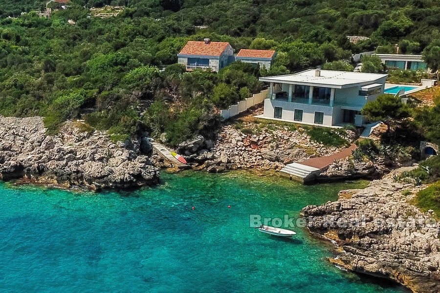 Villa di lusso unica, prima fila sul mare