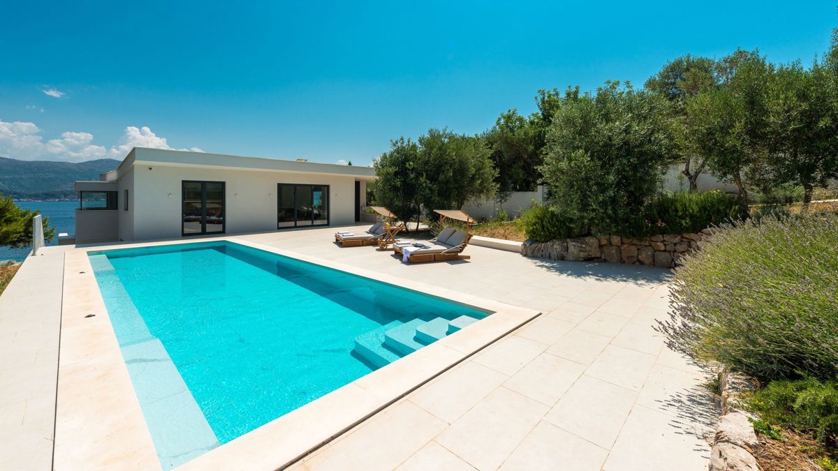 Villa di lusso unica, prima fila sul mare