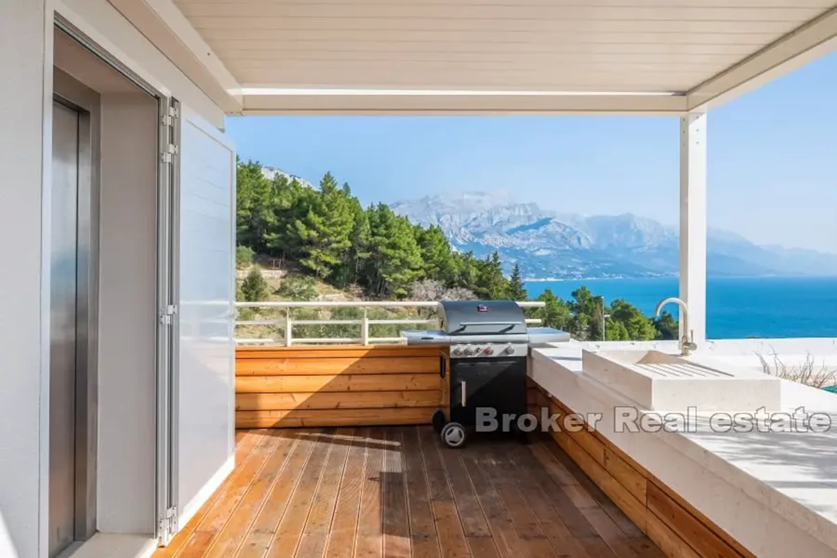 Villa con vista sul mare aperto