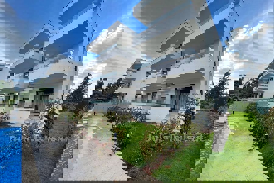 Appartamenti di nuova costruzione con vista mare