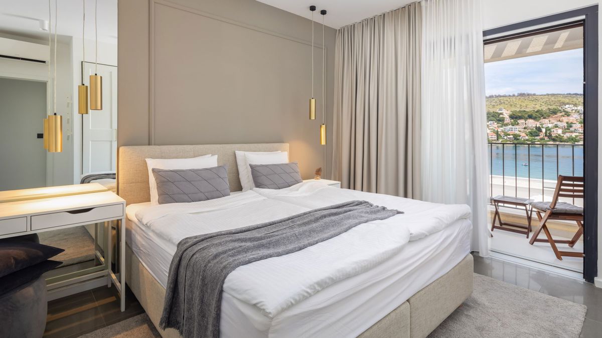 Villa con piscina vicino al mare