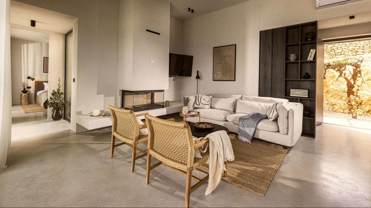 Villa con piscina e vista mare situata in una zona tranquilla