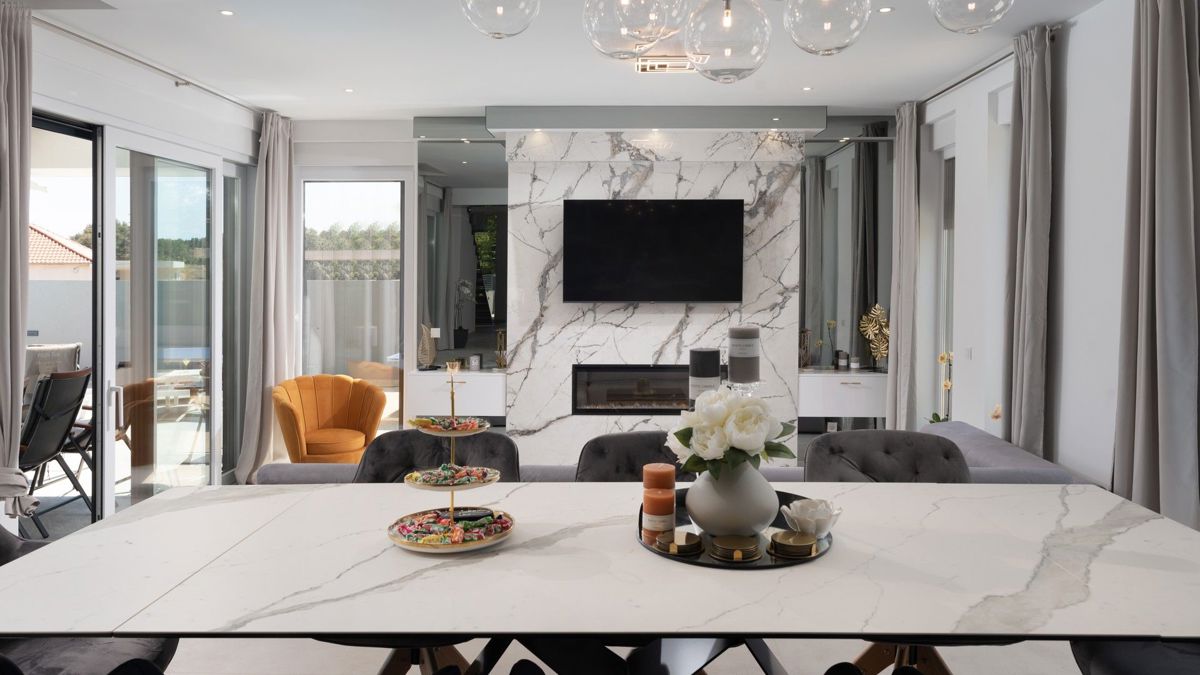 Villa di lusso di nuova costruzione con piscina