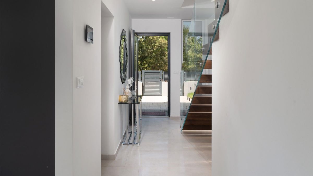 Villa di lusso di nuova costruzione con piscina