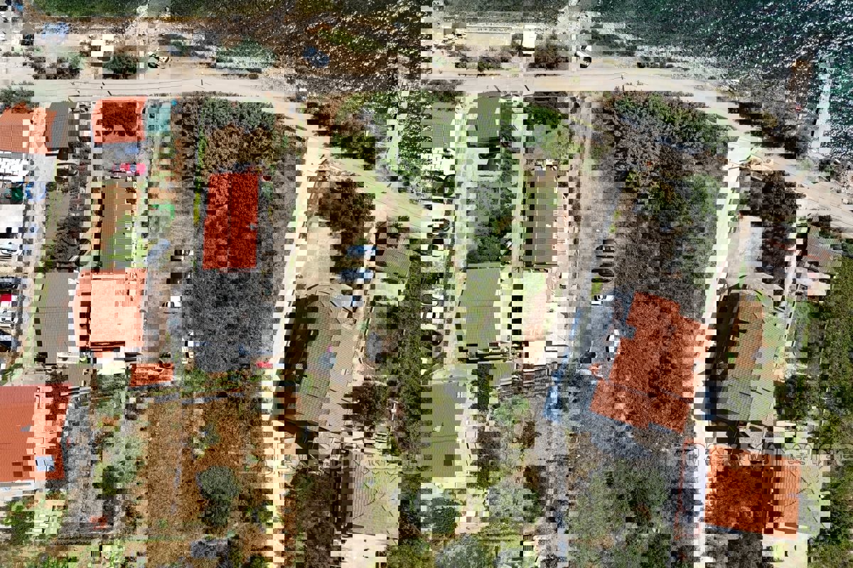 Terreno edificabile in prima fila al mare