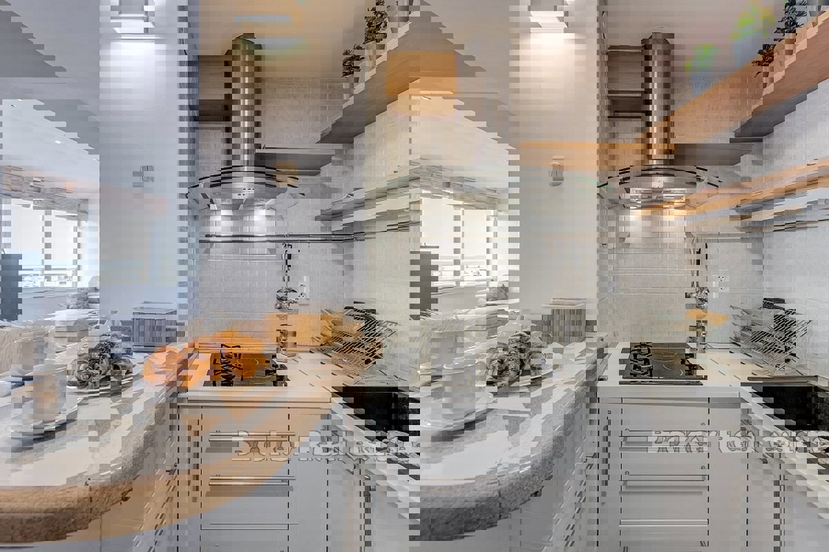 Un bellissimo appartamento soleggiato con vista mare