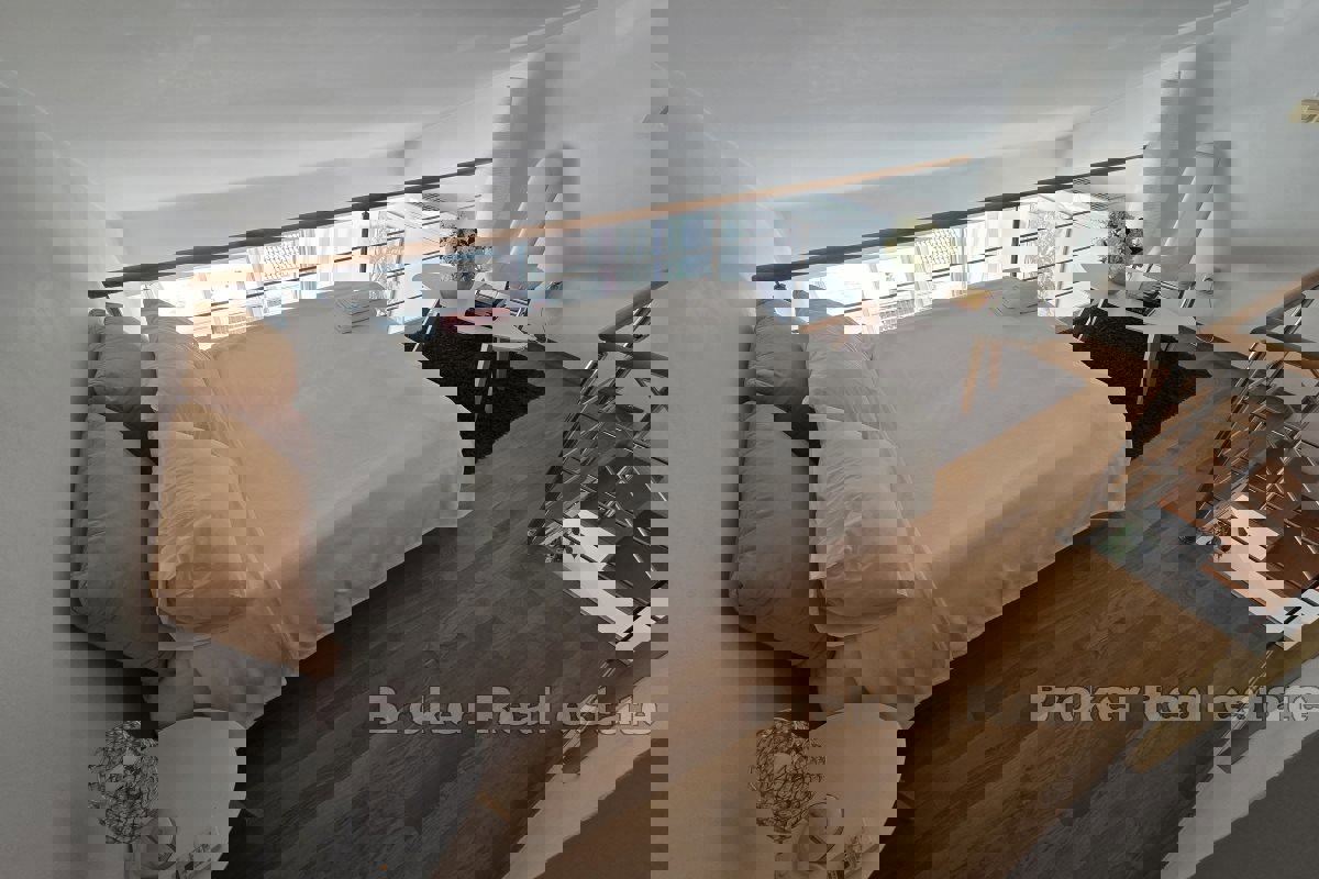 Un bellissimo appartamento soleggiato con vista mare