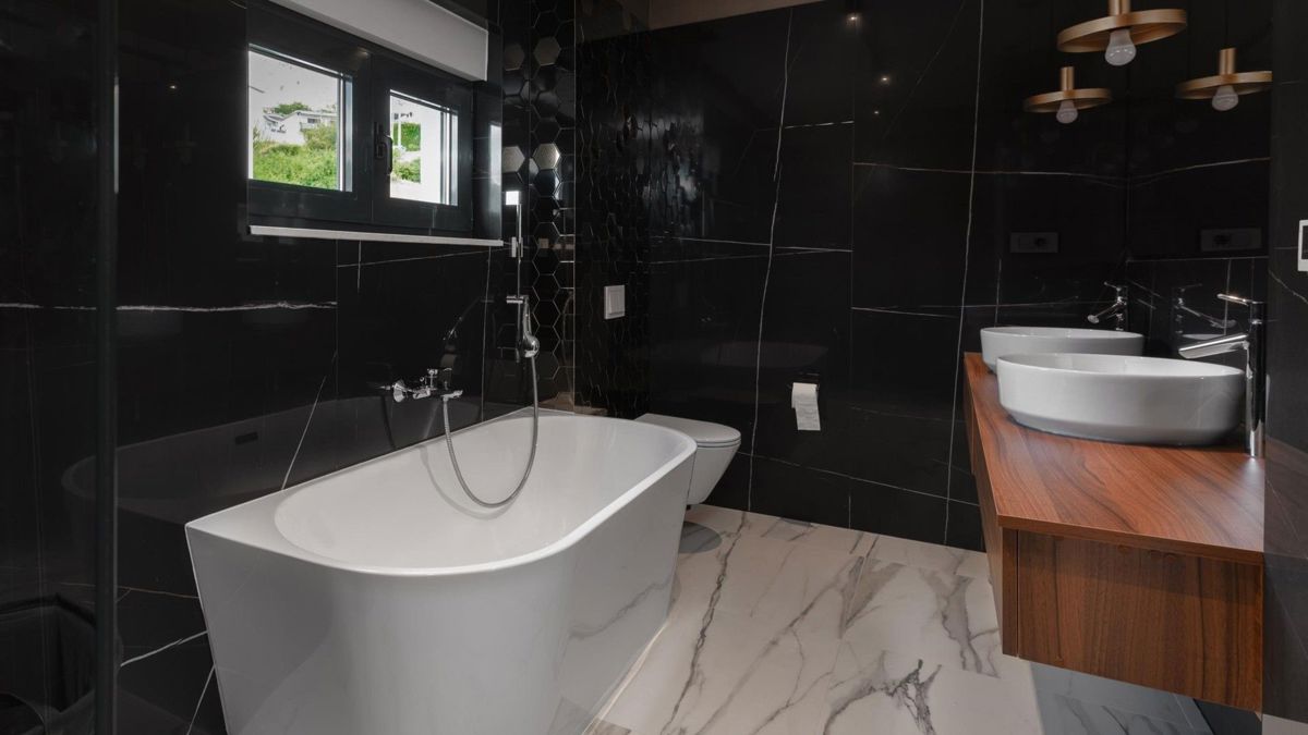 Villa di lusso con piscina e vista mare