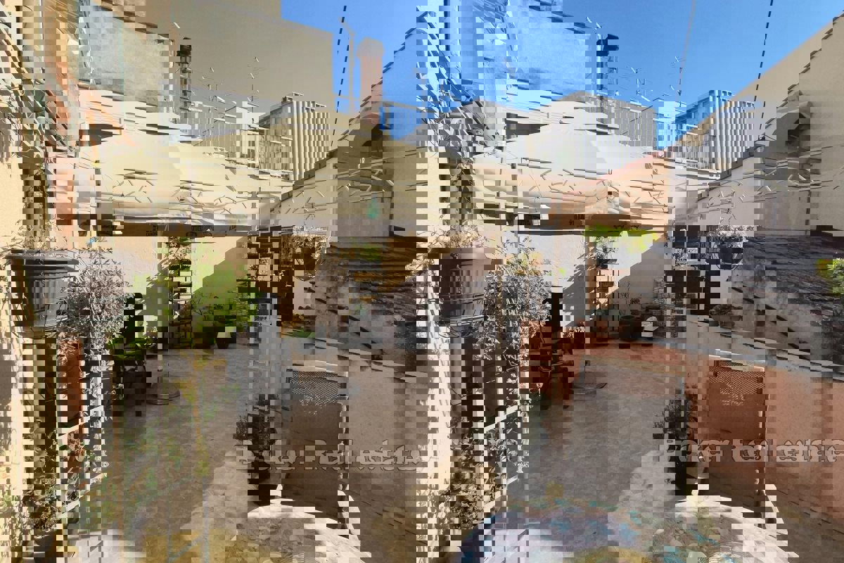 Appartamento con terrazza in centro città