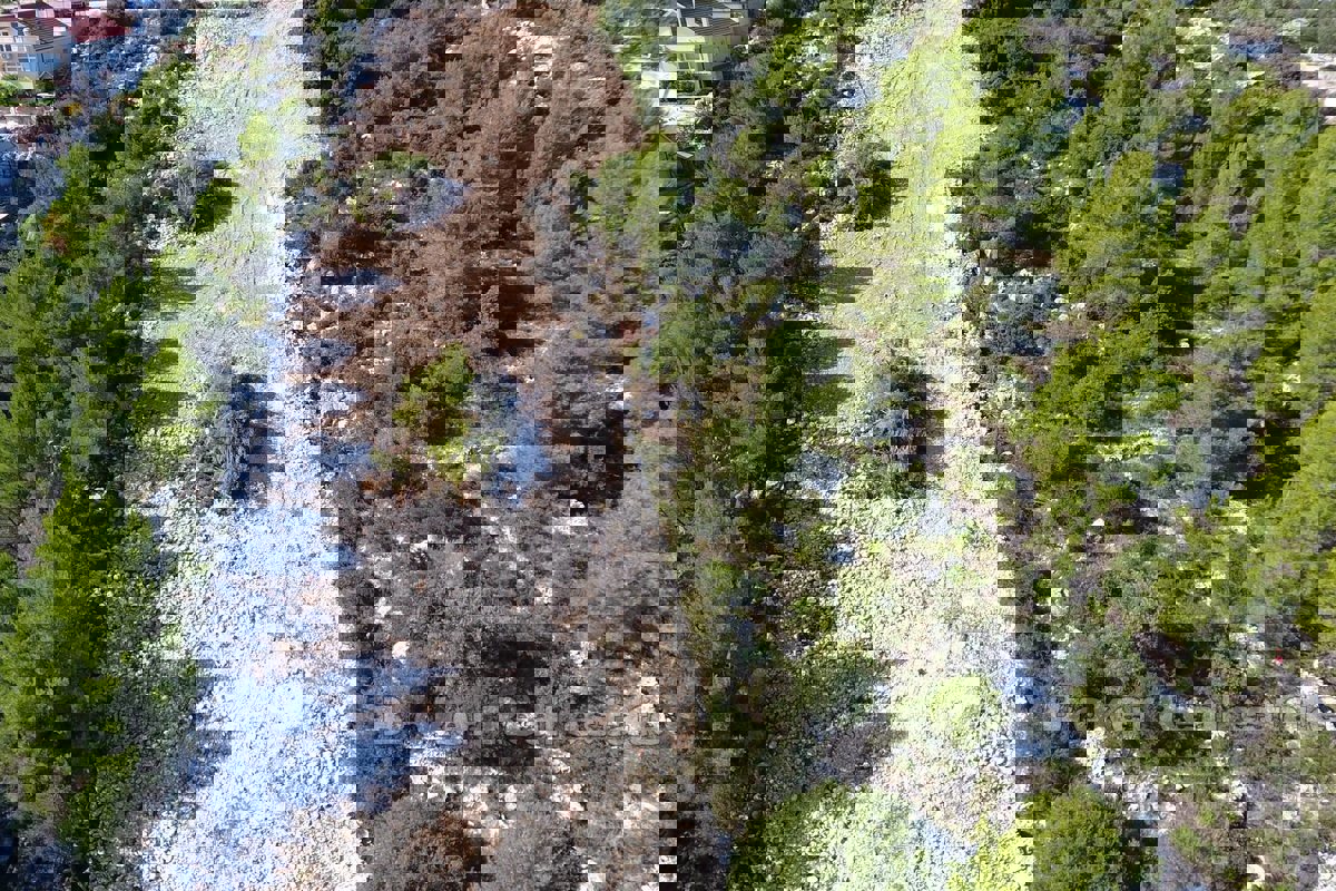 Ampio terreno edificabile con vista aperta