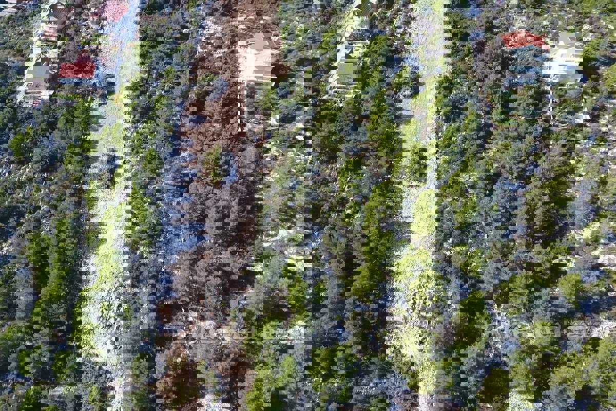 Ampio terreno edificabile con vista aperta