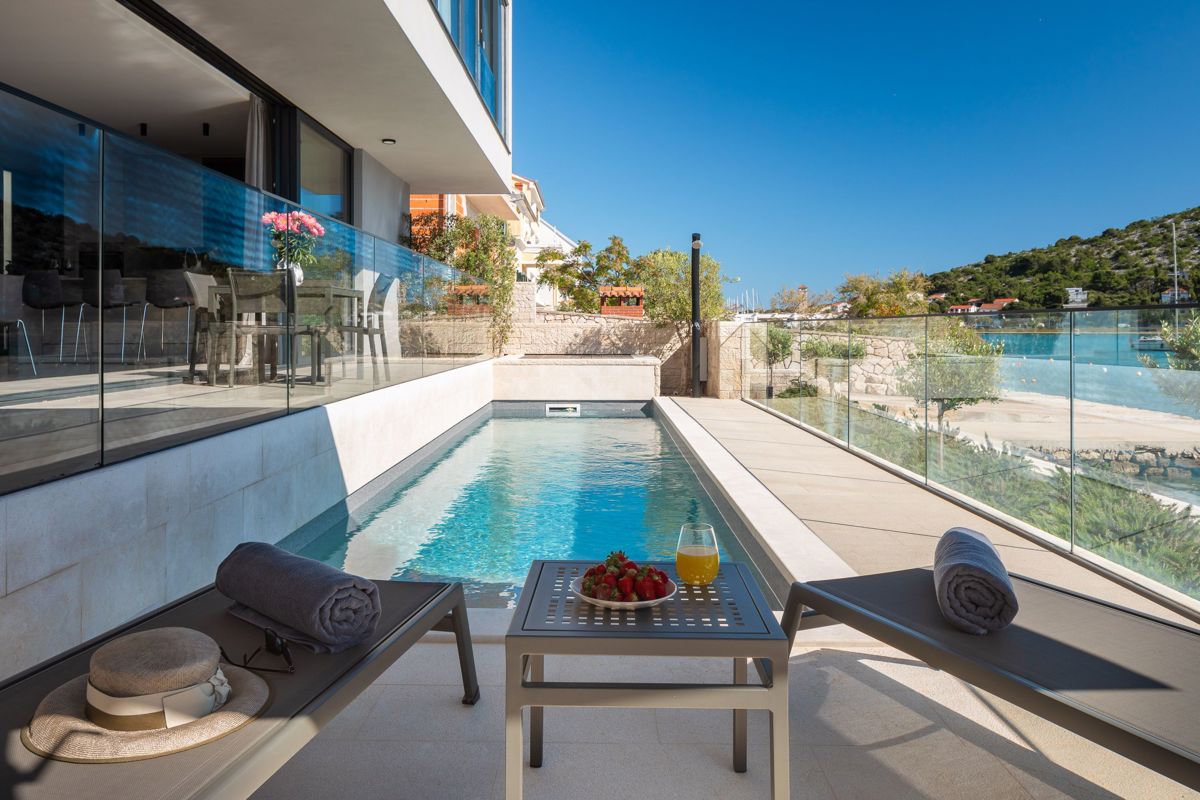 Villa prima fila al mare