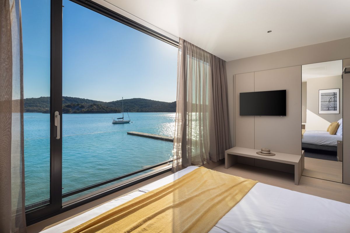 Villa prima fila al mare