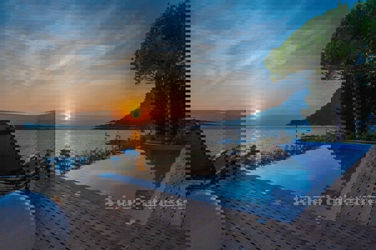 Grazioso appartamento con vista sul mare