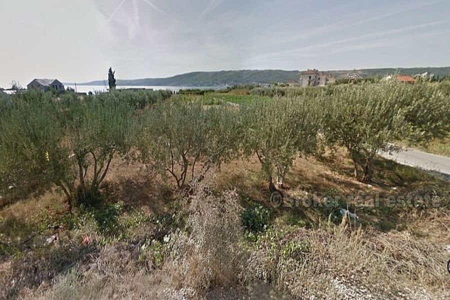 Terreno di 4175 m2, in riva al mare, in vendita