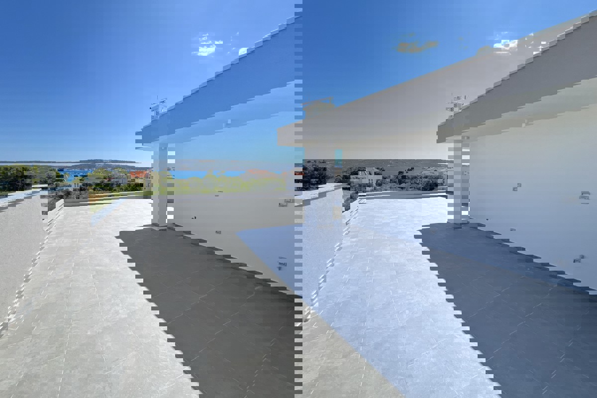 Attico duplex con vista panoramica sul mare