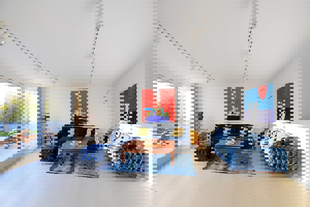 Villa moderna in posizione attraente