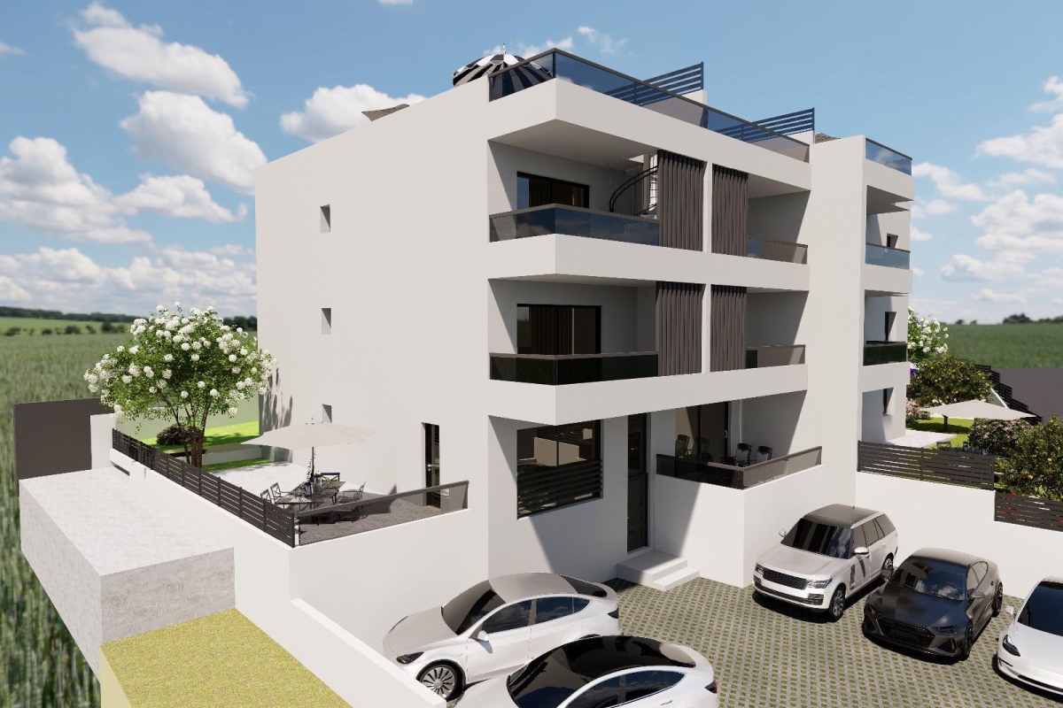 Attico con terrazza panoramica e vista mare