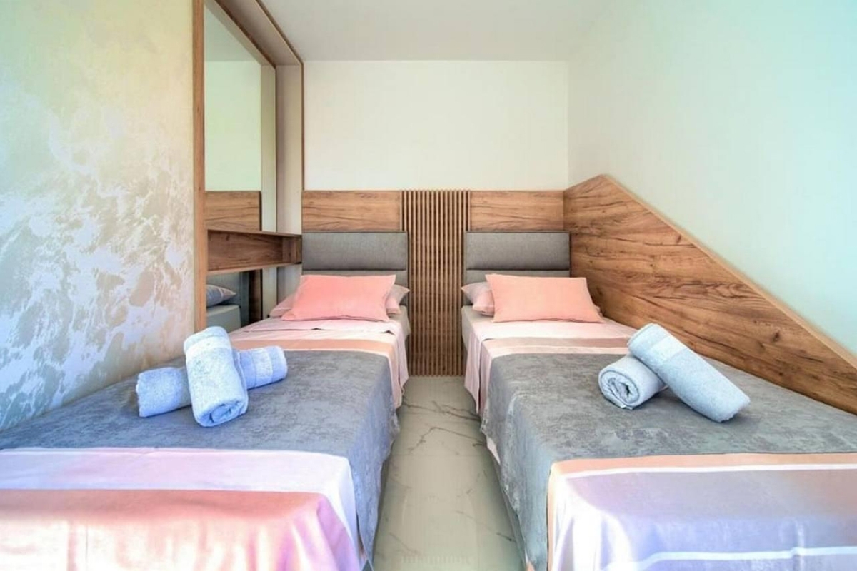 Attico con due zone giorno separate